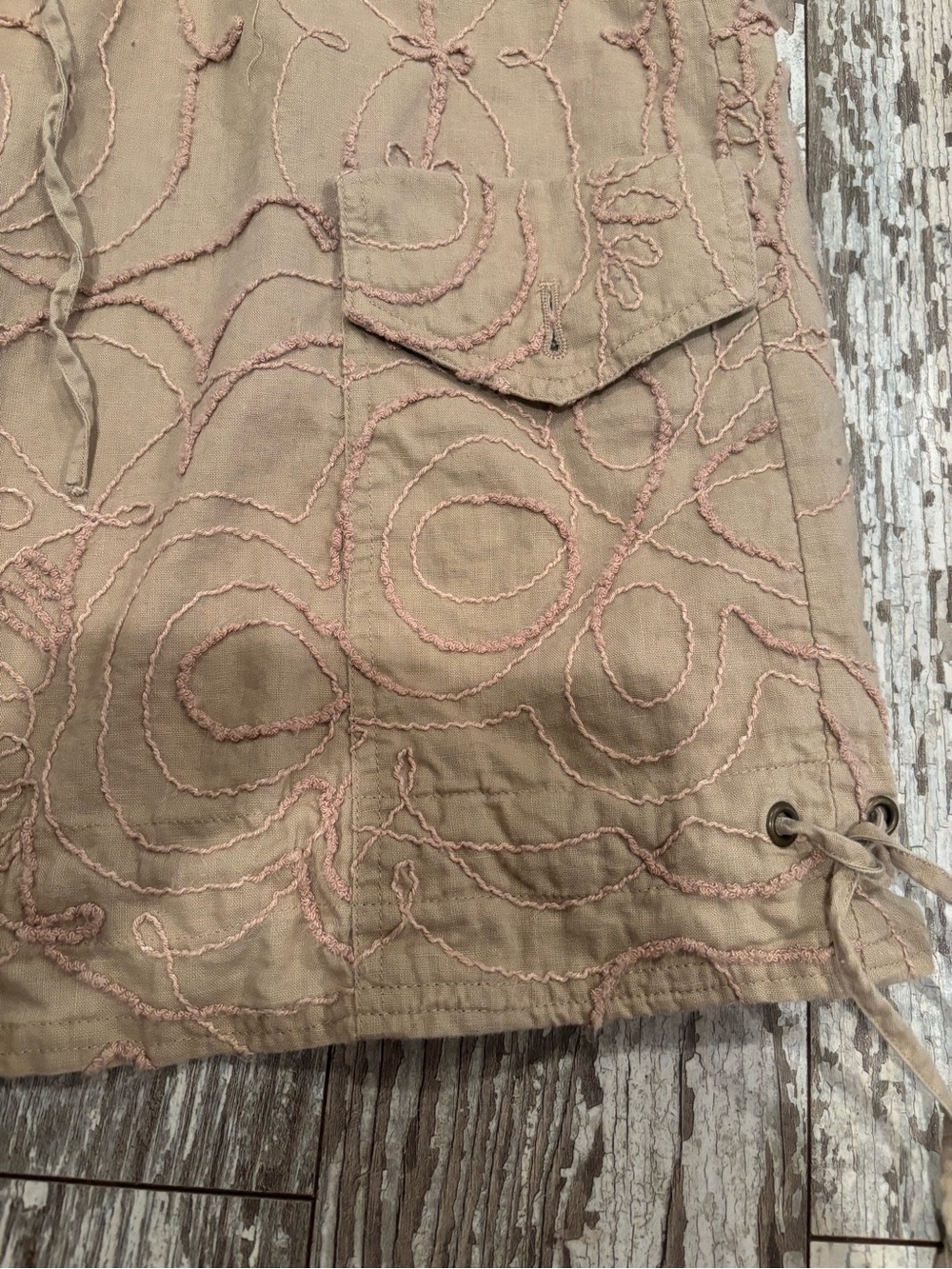 BCBG Embroidered Cargo Pocket Sundress - Picture 4 of 4